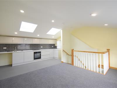 Lounge/Kitchen